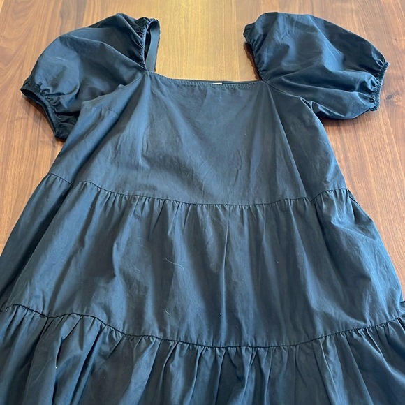 H&M COTTON MINI DRESS WITH SUPER PUFFY SHOULDERS like whoa - Picture 1 of 3